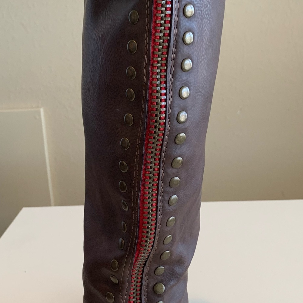Brown Riding Boots - Picture 2 of 3